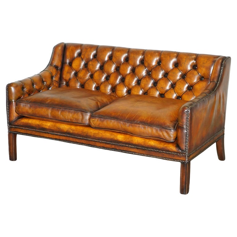 SMALL REGENCY STYLE HAND DYED RESTORED WHISKY BROWN LEATHER CHESTERFIELD SOFA