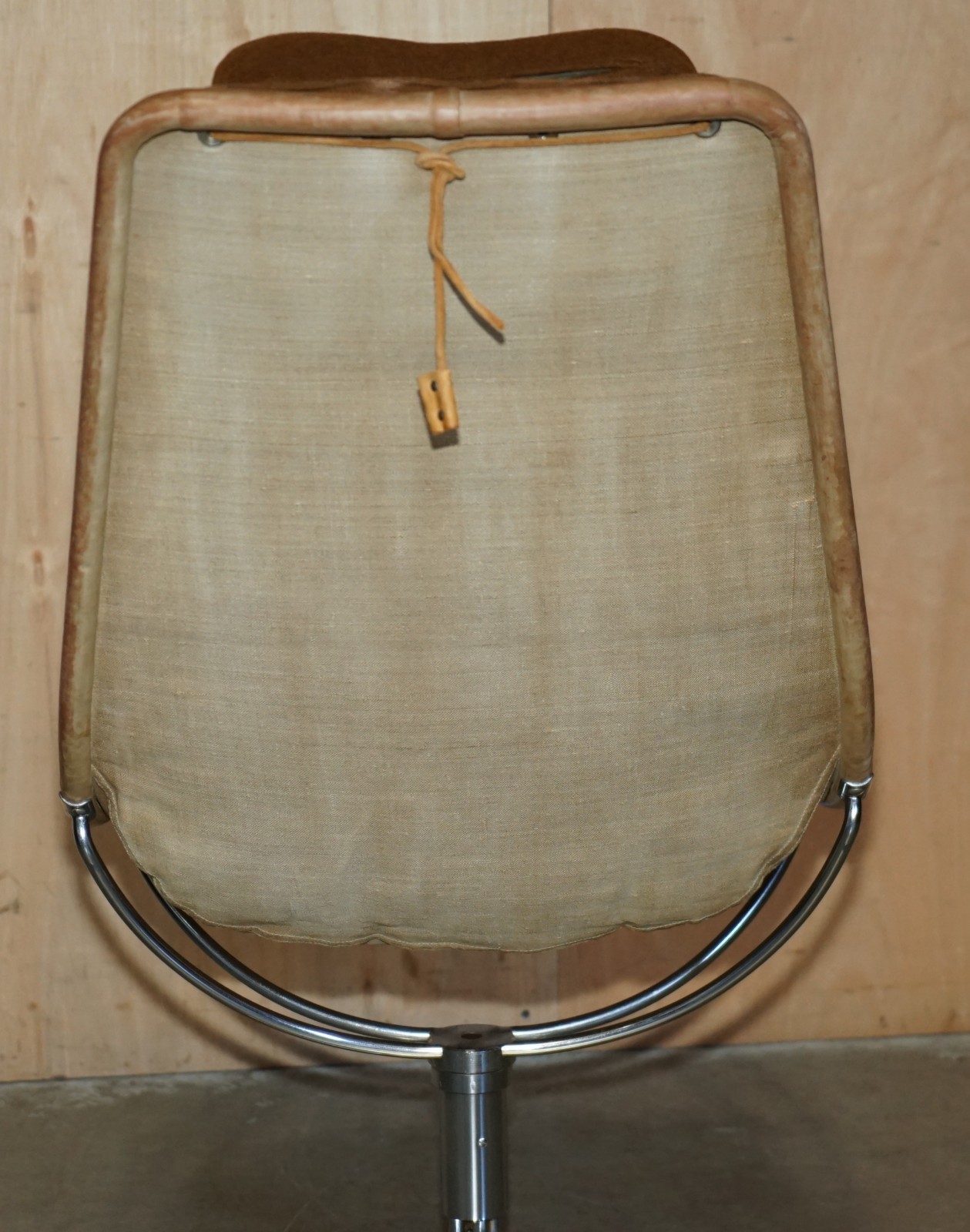 BRUNO-MATHSSON-SWEDISH-MID-CENTURY-1907-1988-JETSON-SWIVEL-ARMCHAIR-FOR-DUX-177529568280-14