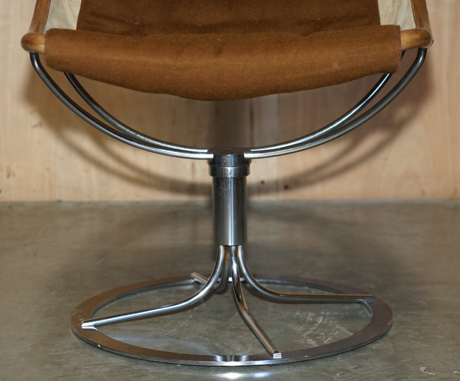 BRUNO-MATHSSON-SWEDISH-MID-CENTURY-1907-1988-JETSON-SWIVEL-ARMCHAIR-FOR-DUX-177529568280-5