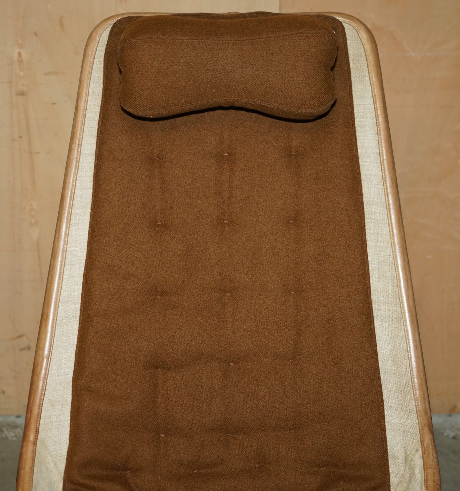 BRUNO-MATHSSON-SWEDISH-MID-CENTURY-1907-1988-JETSON-SWIVEL-ARMCHAIR-FOR-DUX-177529568280-8