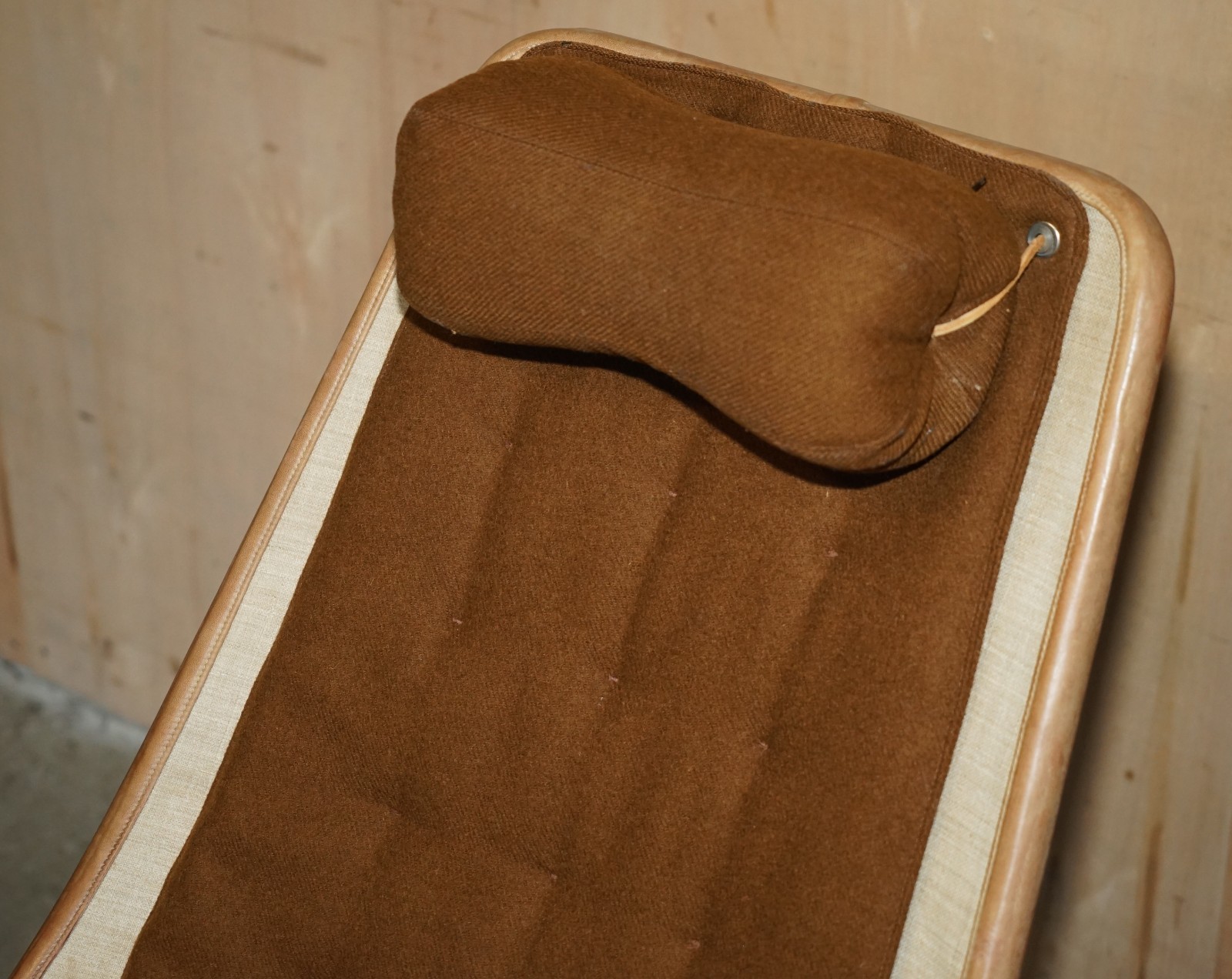 BRUNO-MATHSSON-SWEDISH-MID-CENTURY-1907-1988-JETSON-SWIVEL-ARMCHAIR-FOR-DUX-177529568280-9