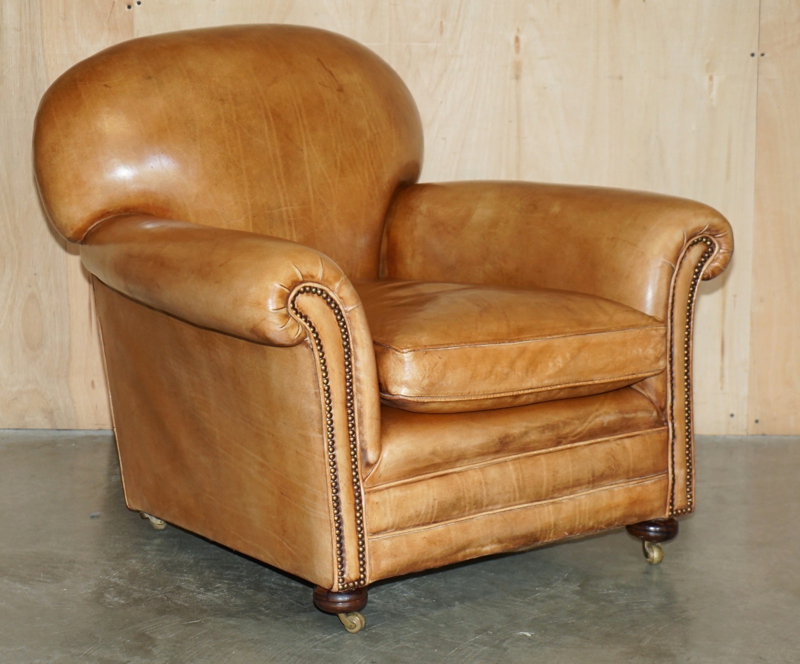 COMFORTABLE-PAIR-OF-ANTIQUE-CHESTERFIELD-VICTORIAN-BROWN-LEATHER-CLUB-ARMCHAIRS-187688585870-15