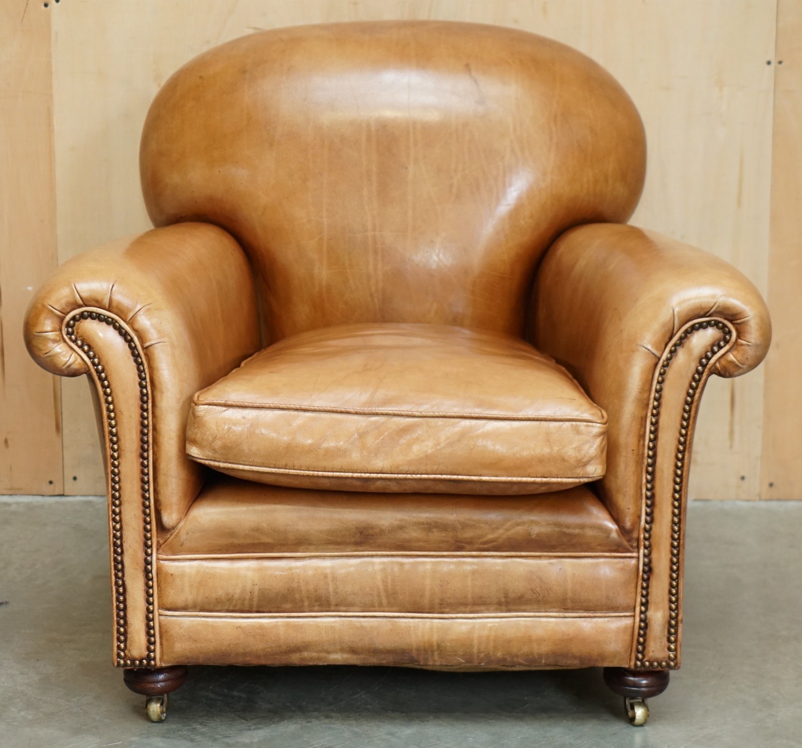 COMFORTABLE-PAIR-OF-ANTIQUE-CHESTERFIELD-VICTORIAN-BROWN-LEATHER-CLUB-ARMCHAIRS-187688585870-16