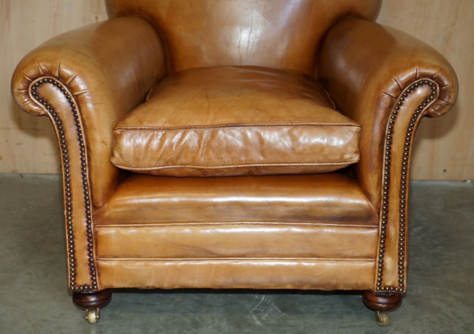 COMFORTABLE-PAIR-OF-ANTIQUE-CHESTERFIELD-VICTORIAN-BROWN-LEATHER-CLUB-ARMCHAIRS-187688585870-8