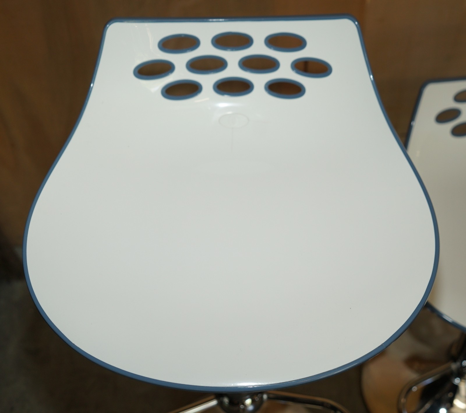 FOUR-GAS-LIFT-HEIGHT-ADJUSTABLE-CALLIGARIS-JAM-SWIVEL-KITCHEN-ISLAND-BAR-STOOLS-177369352100-15