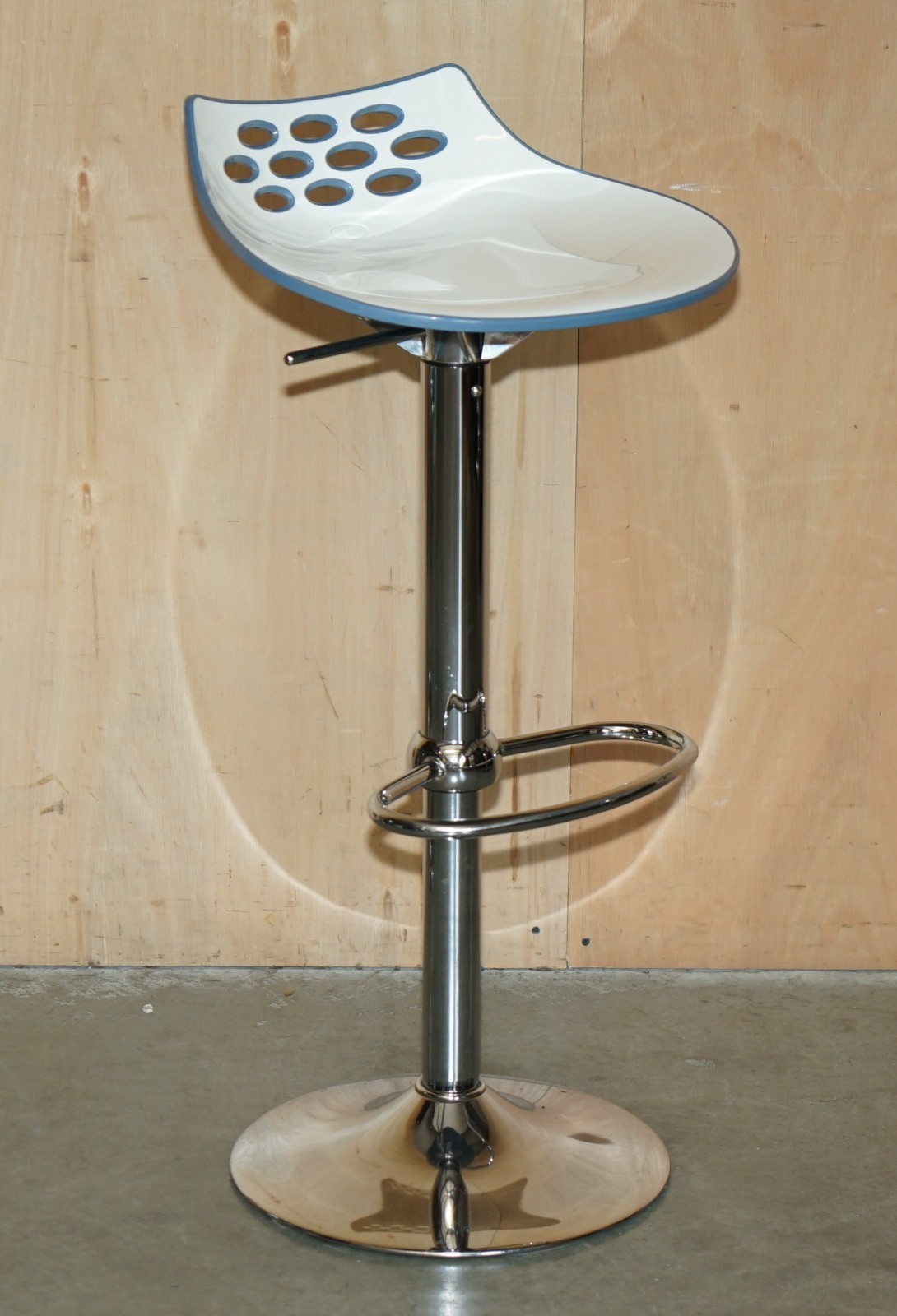 FOUR-GAS-LIFT-HEIGHT-ADJUSTABLE-CALLIGARIS-JAM-SWIVEL-KITCHEN-ISLAND-BAR-STOOLS-177369352100-5