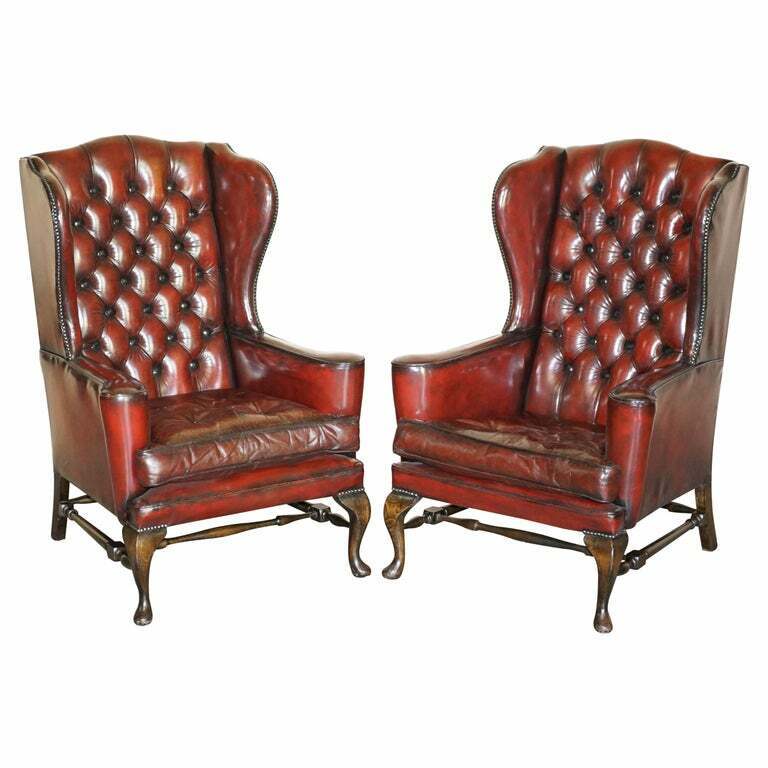 PAIR OF WILLIAM MORRIS FLAT ARM CHESTERFIELD WINGBACK BORDEAUX LEATHER ARMCHAIRS