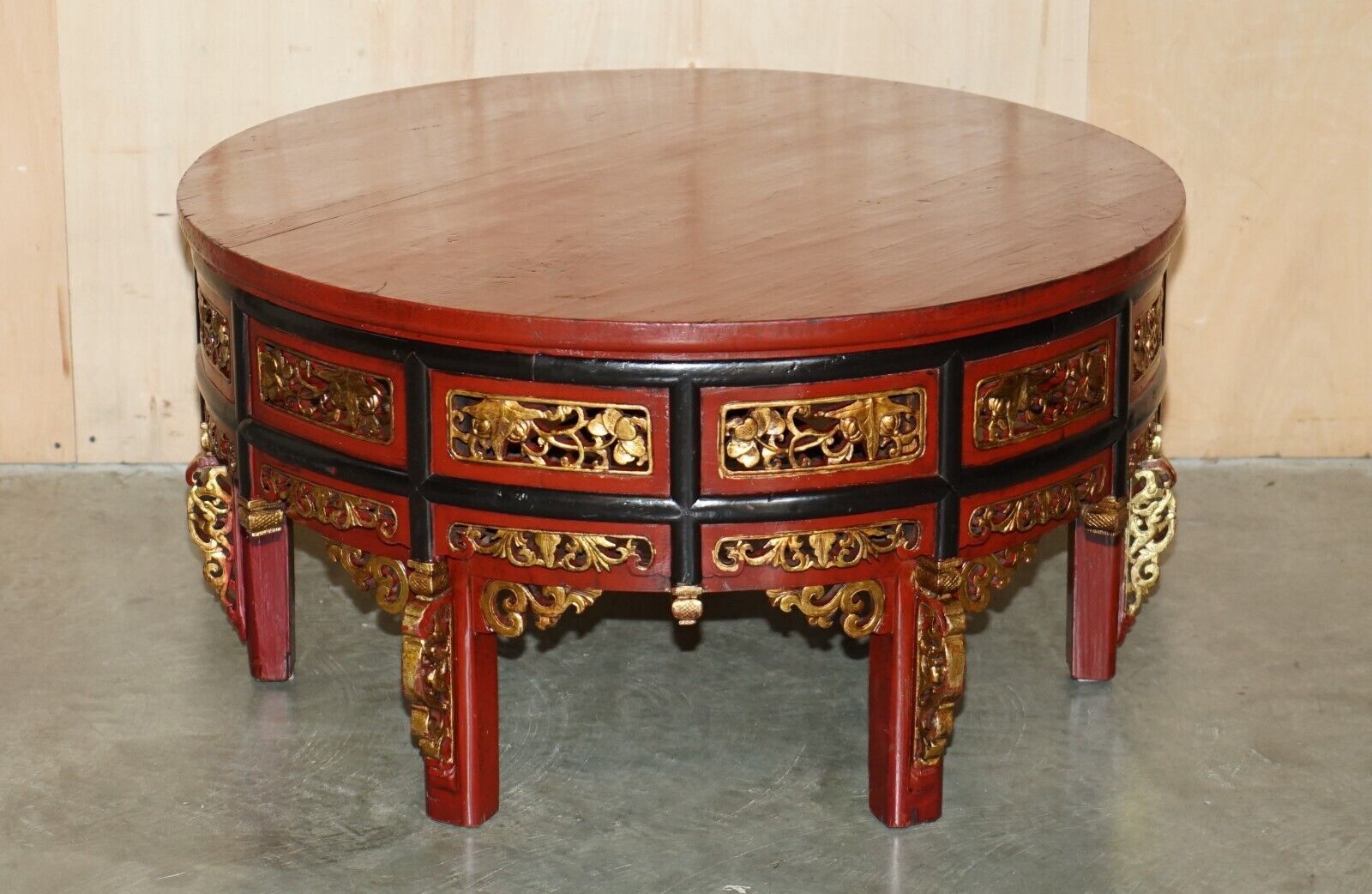 ANTIQUE CHINESE EXPORT ORNATE CARVED CHINOISERIE GOLD LEAF COFFEE COCKTAIL TABLE
