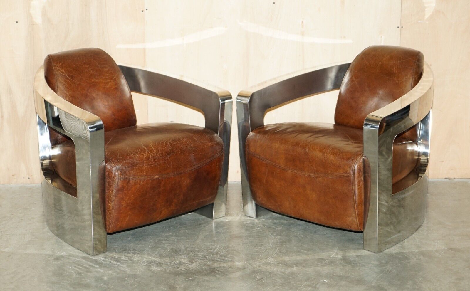 FINE PAIR OF VINTAGE ART DECO AVIATOR HERITAGE BROWN LEATHER & CHROME ARMCHAIRS