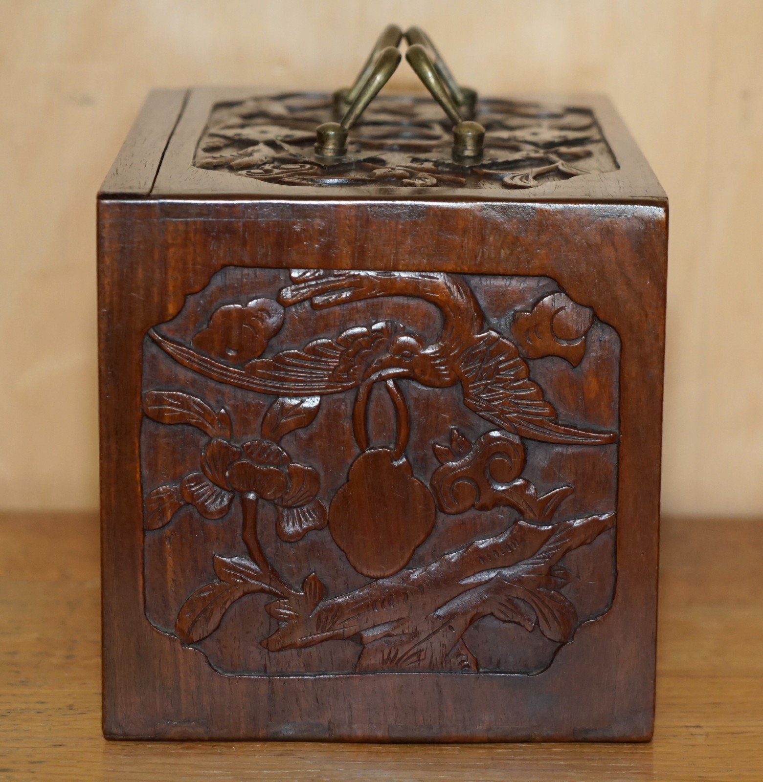 FOUR-PERSON-MAHJONG-SUITE-CIRCA-1920S-CHINESE-EXPORT-PERIOD-HAND-CARVED-CASE-205810835391-7