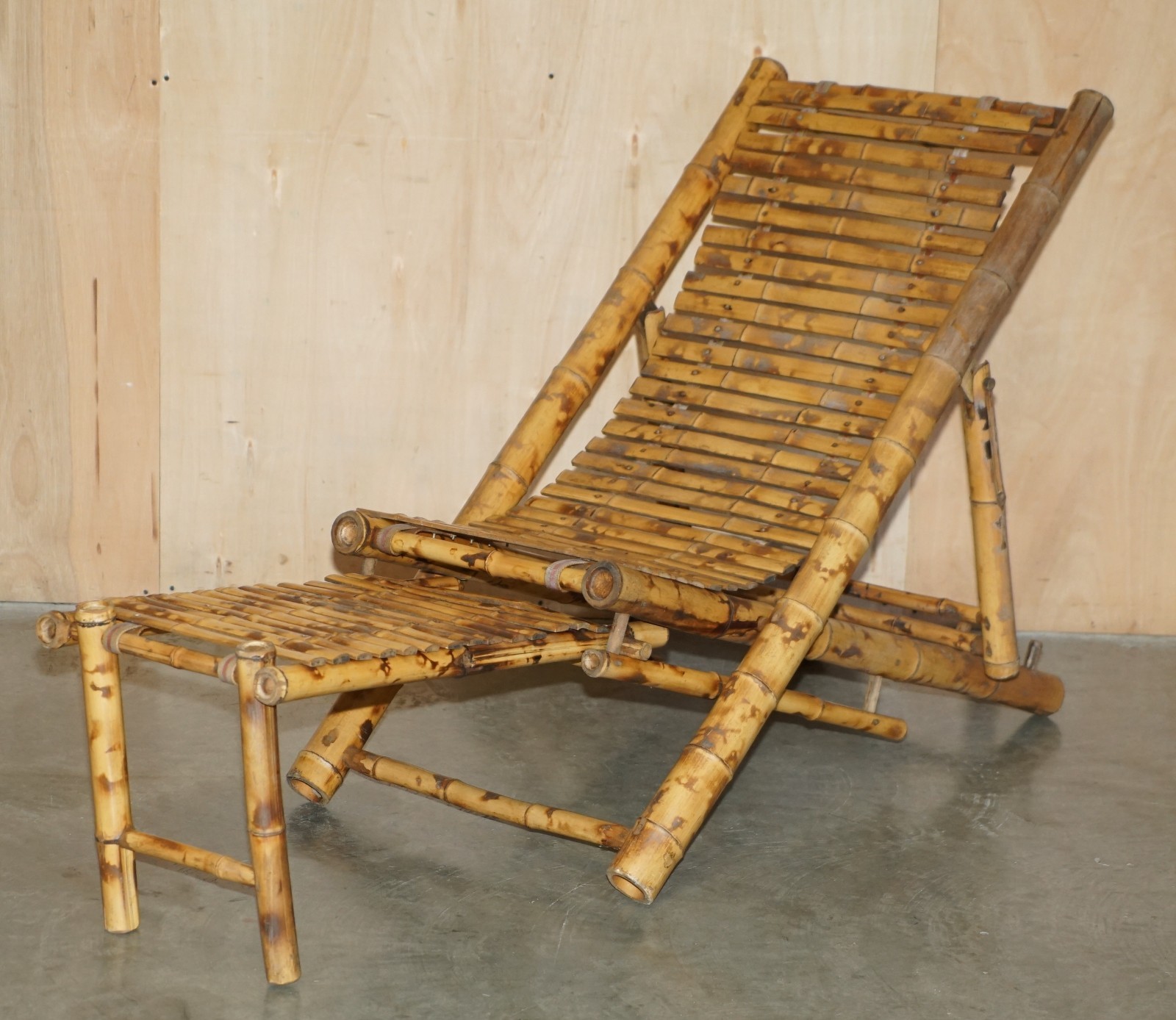 PAIR-OF-MID-CENTURY-MODERN-CIR-1950-BAMBOO-RECLINING-SLING-ARMCHAIRS-FOOTSTOOL-177529740411-18