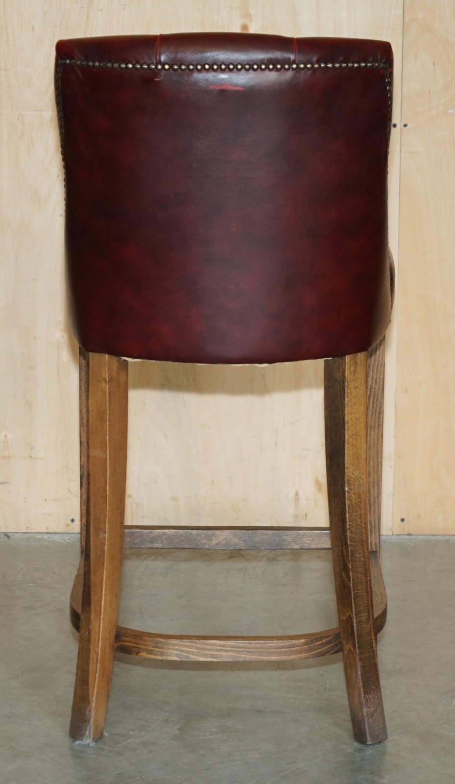 THREE-VINTAGE-OXBLOOD-LEATHER-CHESTERFIELD-TUFTED-KITCHEN-DINER-BAR-STOOLS-205810792841-10