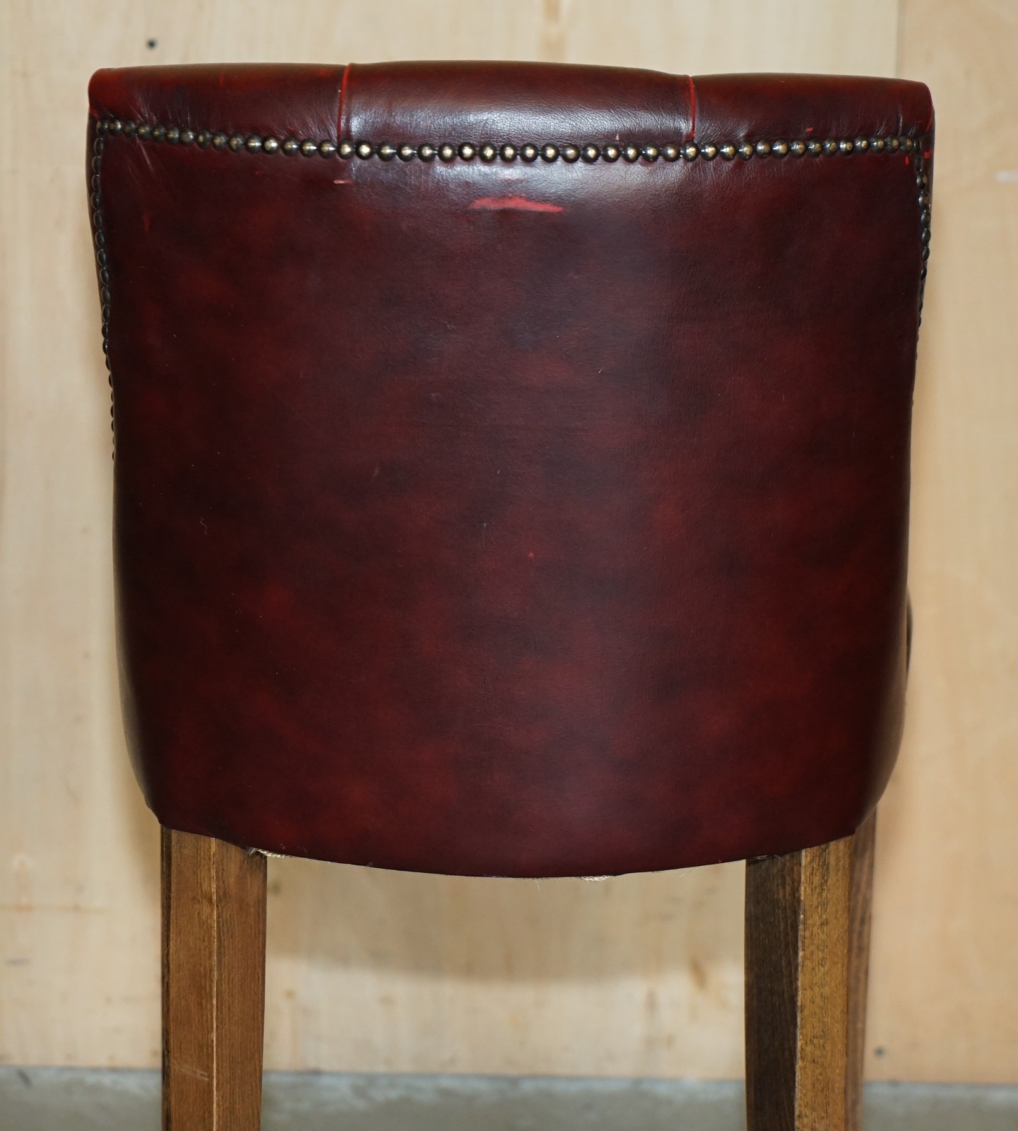 THREE-VINTAGE-OXBLOOD-LEATHER-CHESTERFIELD-TUFTED-KITCHEN-DINER-BAR-STOOLS-205810792841-11