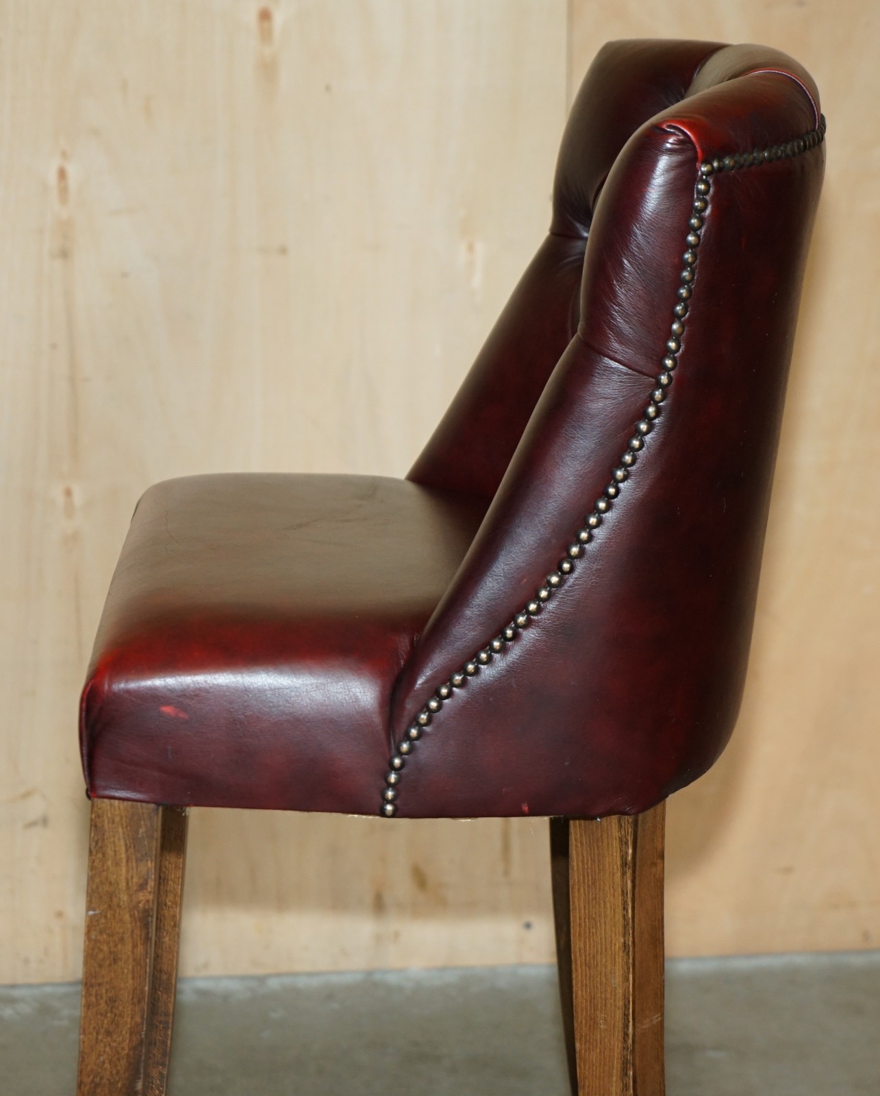 THREE-VINTAGE-OXBLOOD-LEATHER-CHESTERFIELD-TUFTED-KITCHEN-DINER-BAR-STOOLS-205810792841-13