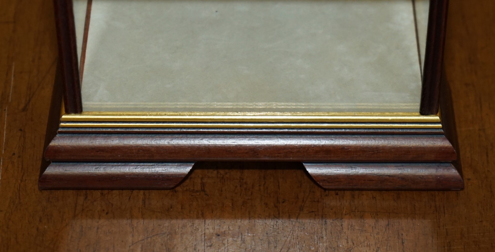 FOUR-VINTAGE-MAHOGANY-GLASS-TABLE-TOP-DISPLAY-CASES-FOR-TRINKETS-21X32X15CM-177369199952-11