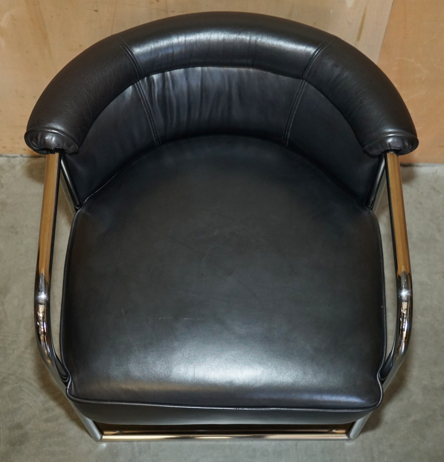 MODERNIST-PAIR-OF-RALPH-LAUREN-DESIGNER-BLACK-LEATHER-TUBULAR-CHROME-ARMCHAIRS-205810220322-19