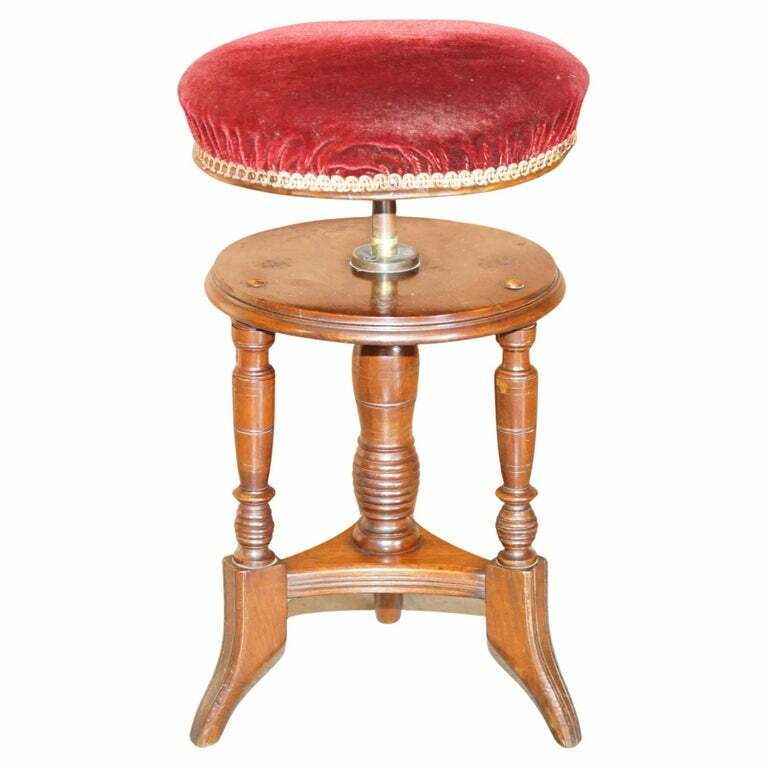 ANTIQUE VICTORIAN MAHOGANY PIANO STOOL WITH DECORATIVE BASE HEIGHT ADJUSTABLE