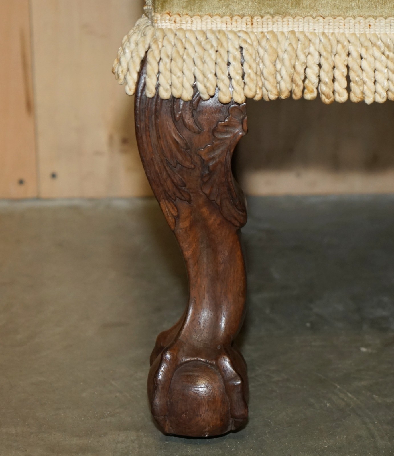 FINE-ANTIQUE-GEORGE-III-CIRCA-1780-HAND-CARVED-SETTEE-SOFA-WITH-CLAW-BALL-LEGS-177527236193-9