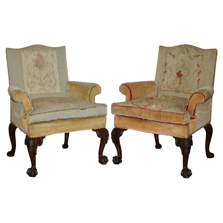 IMPORTANT PAIR OF GEORGE III HAND CARVED CIRCA 1780 ANTIQUE LIONS PAW ARMCHAIRS