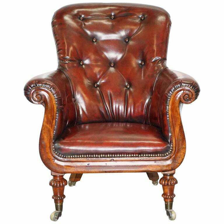 REGENCY CHESTERFIELD BORDEAUX LEATHER PORTERS ATTRIBUTED TO GILLOWS LANCASTER