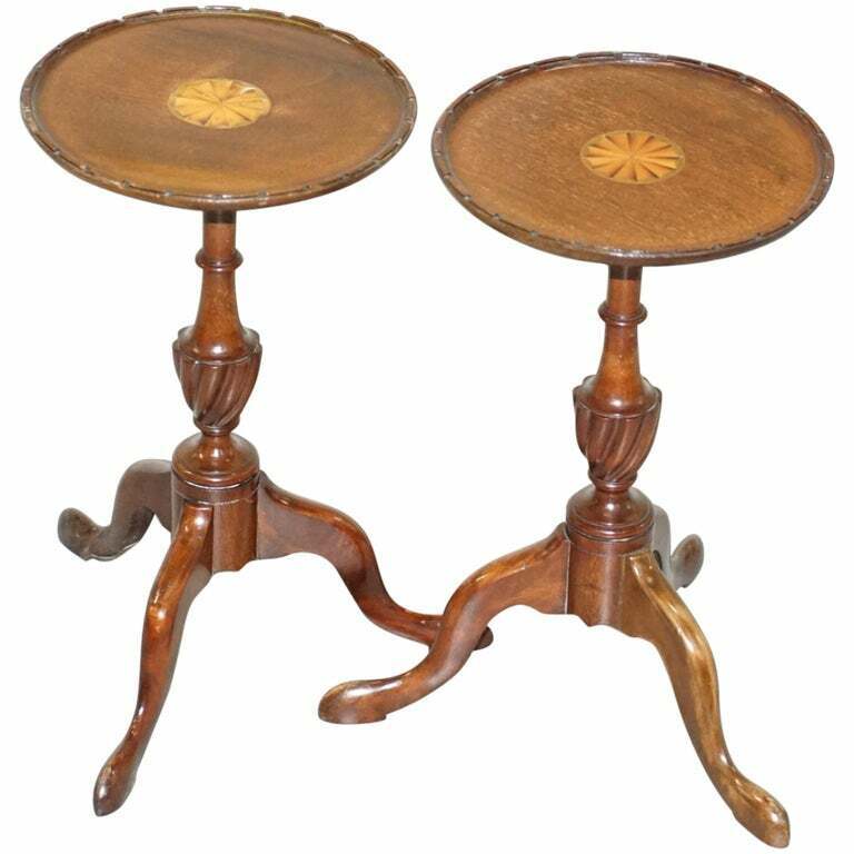 STUNNING PAIR OF MAHOGANY SHERATON REVIVAL TRIPOD SIDE END LAMP WINE TABLES
