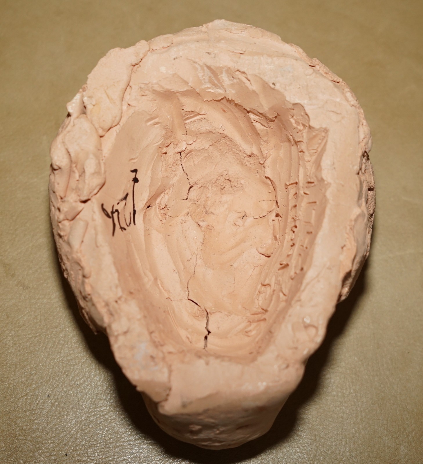 VINTAGE-HAND-MADE-CLAY-TERRACOTTO-COLOUR-SCULPTURE-OF-A-FACE-MASK-177496223353-10