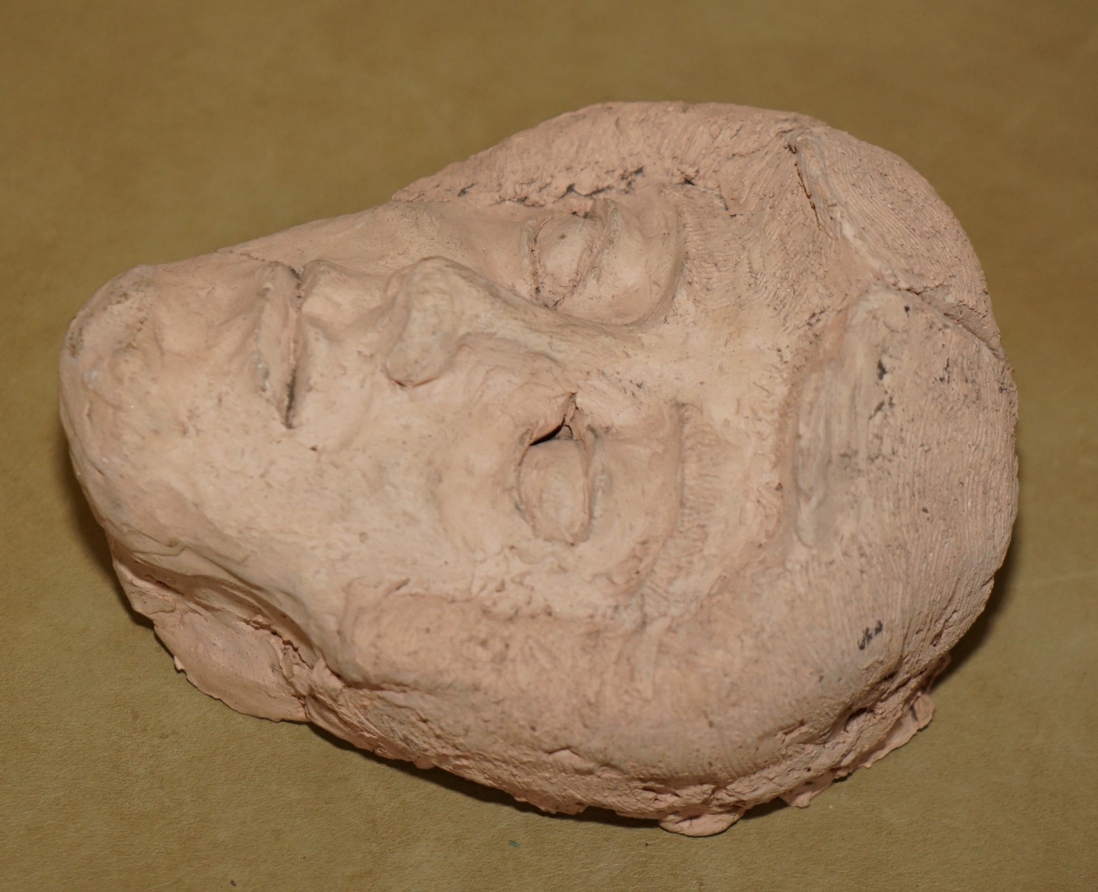 VINTAGE-HAND-MADE-CLAY-TERRACOTTO-COLOUR-SCULPTURE-OF-A-FACE-MASK-177496223353-5