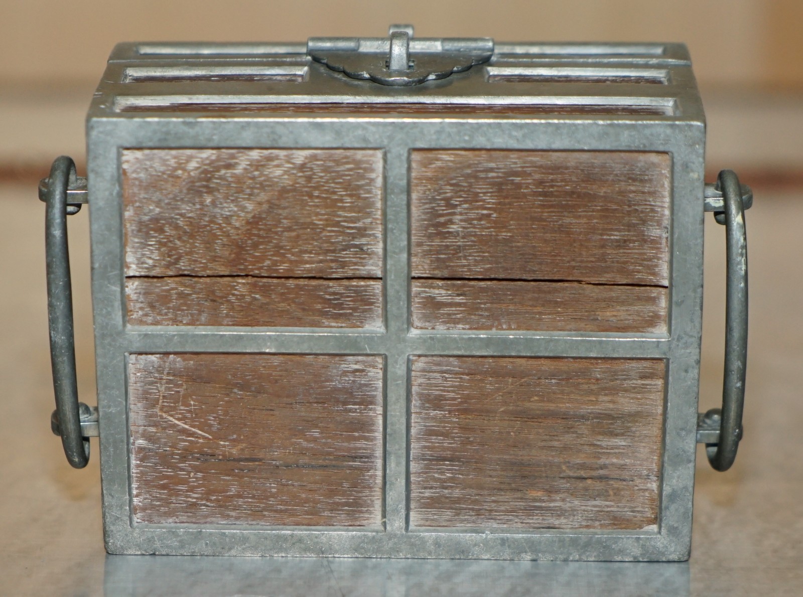 ANTIQUE-CIRCA-1920-CHINESE-KUT-HING-PEWTER-WOOD-CARVED-DRAGON-JEWELLERY-BOX-205812684454-13