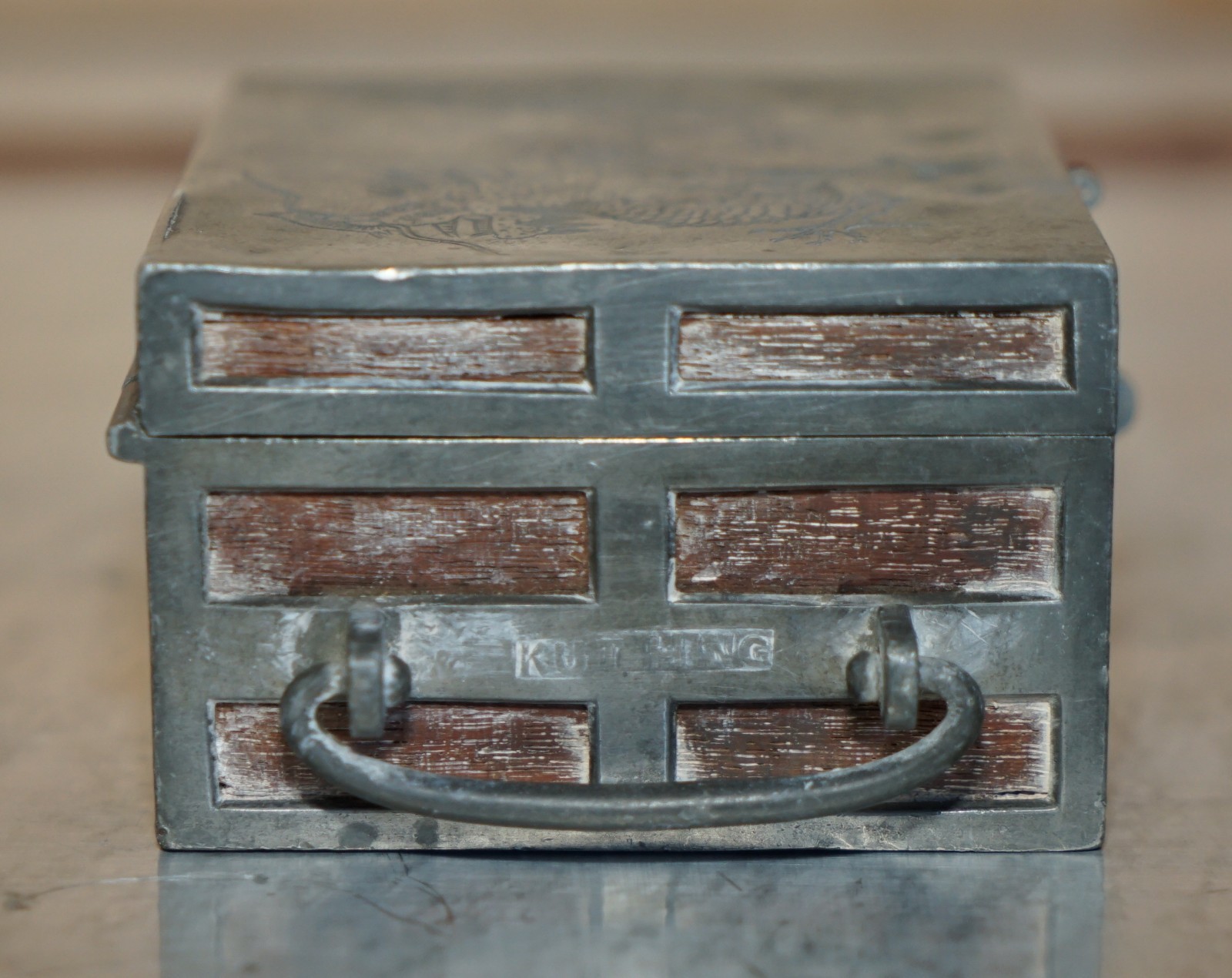 ANTIQUE-CIRCA-1920-CHINESE-KUT-HING-PEWTER-WOOD-CARVED-DRAGON-JEWELLERY-BOX-205812684454-8