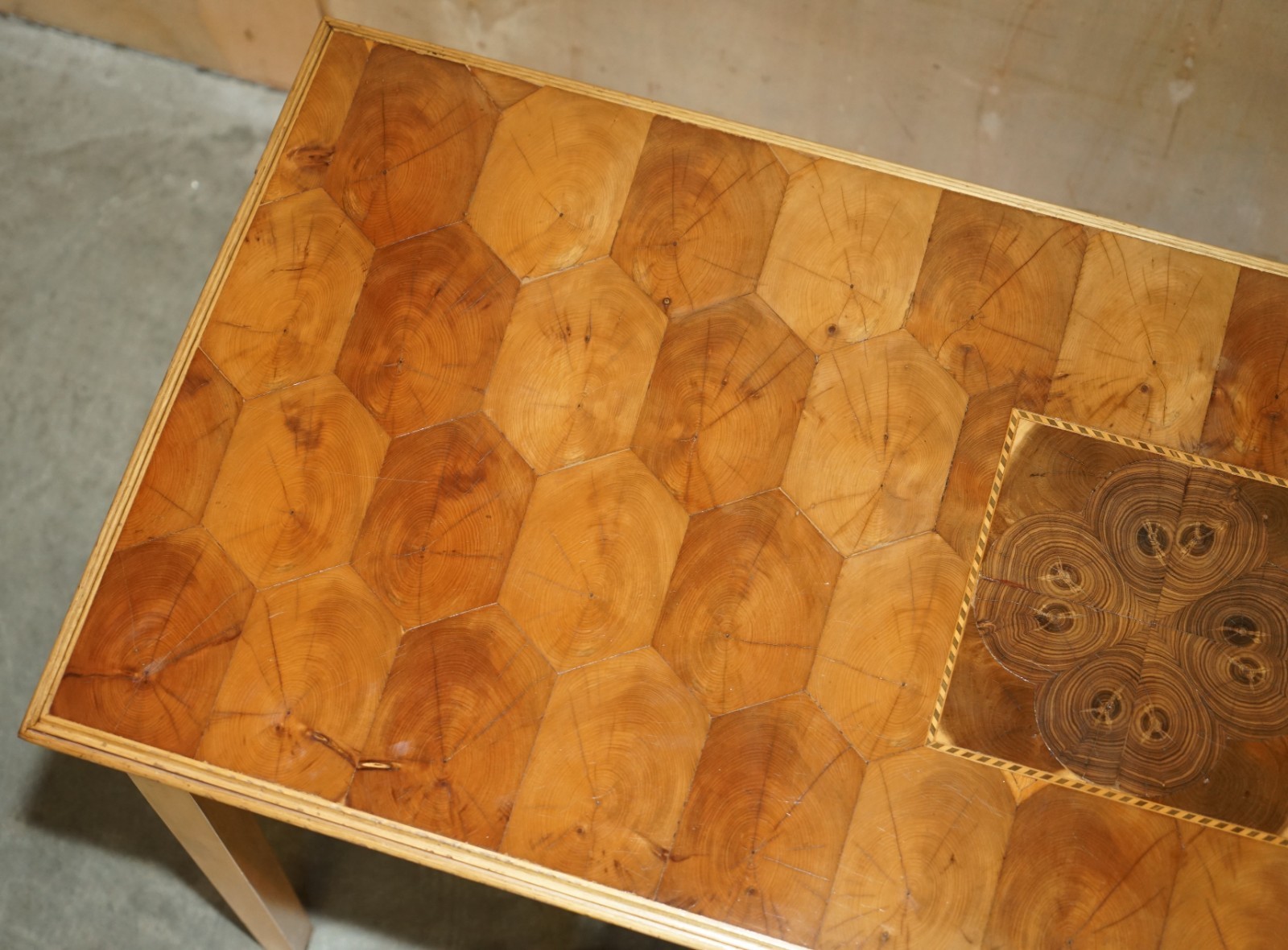 EXQUISITE-SUPER-DECORATIVE-CIRCA-1920S-OYSTER-LABURNUM-WOOD-CONSOLE-TABLE-187687728794-6