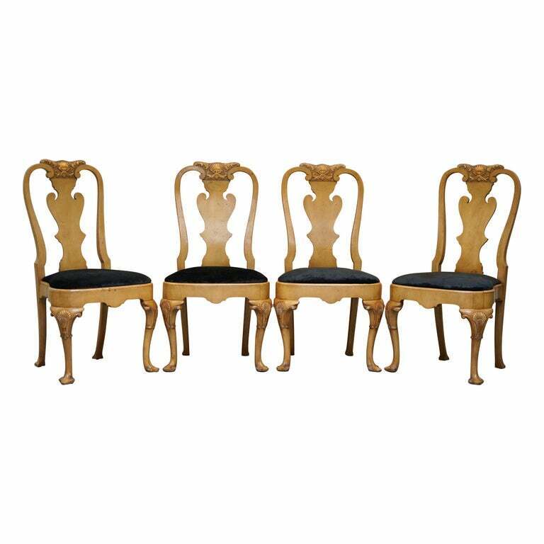 STUNNING SET OF FOUR WALNUT QUEEN ANNE DINING CHAIRS ACANTHUS LEAF CARVED WOOD