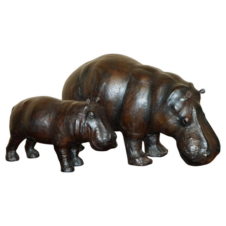 PAIR-OF-LIBERTYS-OMERSA-MOTHER-CALF-LEATHER-HIPPOPOTAMUS-FOOTSTOOL-HIPPOS-177417005635