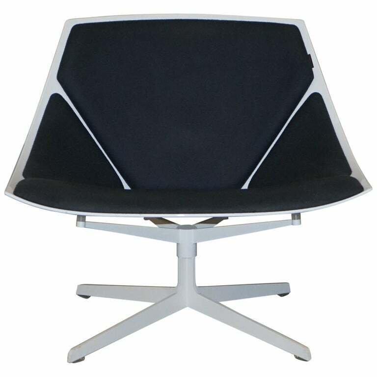 RRP £2,265 FRITZ HANSEN METAL FRAME SPACE LOUNGE CHAIR BY JEHS & LAUB VERY COOL