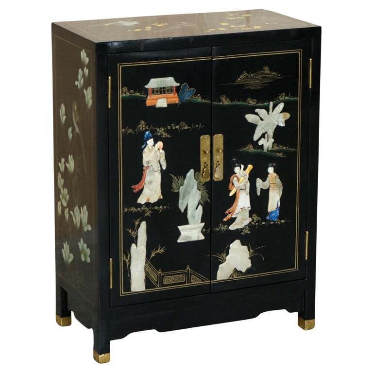 STUNNING VINTAGE CHINESE CHINOISERIE LACQUER SIDE CABINET WITH SOAPSTONE FINISH
