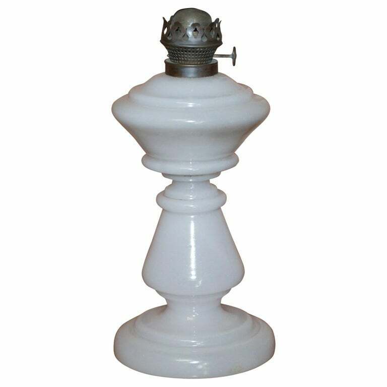 VICTORIAN OPALINE GLASS OIL LAMP BASE WITH LOVELY WHITE GLASS & ORIGINAL FITTING