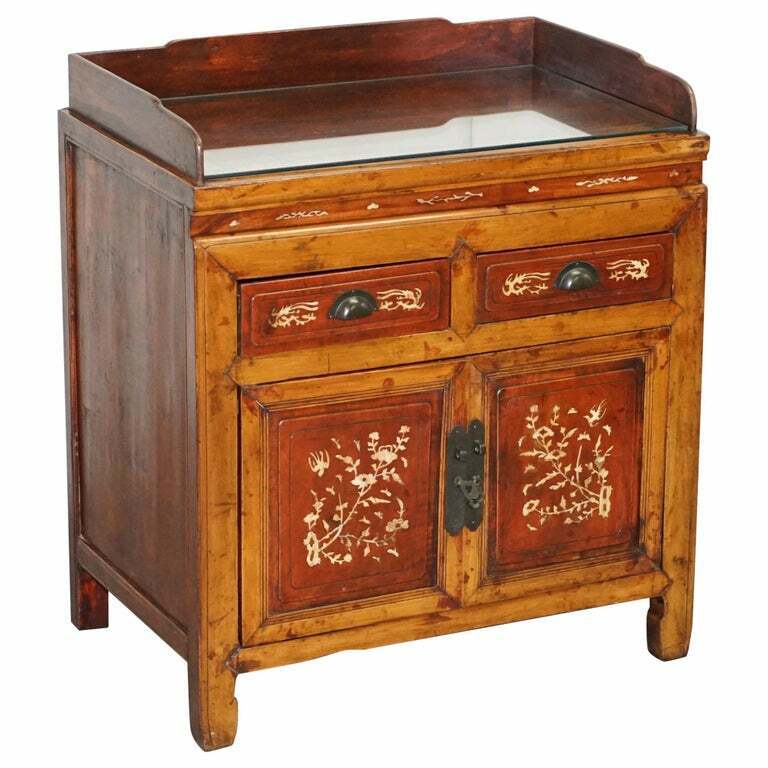 ANTIQUE CHINESE EXPORT CIRCA 1900 REDWOOD LACQUERED INLAID WASH STAND SIDEBOARD