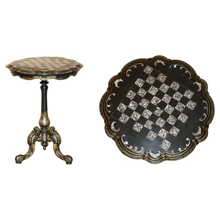 ANTIQUE-VICTORIAN-1860-BLACK-LACQUER-MOTHER-OF-PEARL-CHESS-TILT-TOP-GAMES-TABLE-187687763486