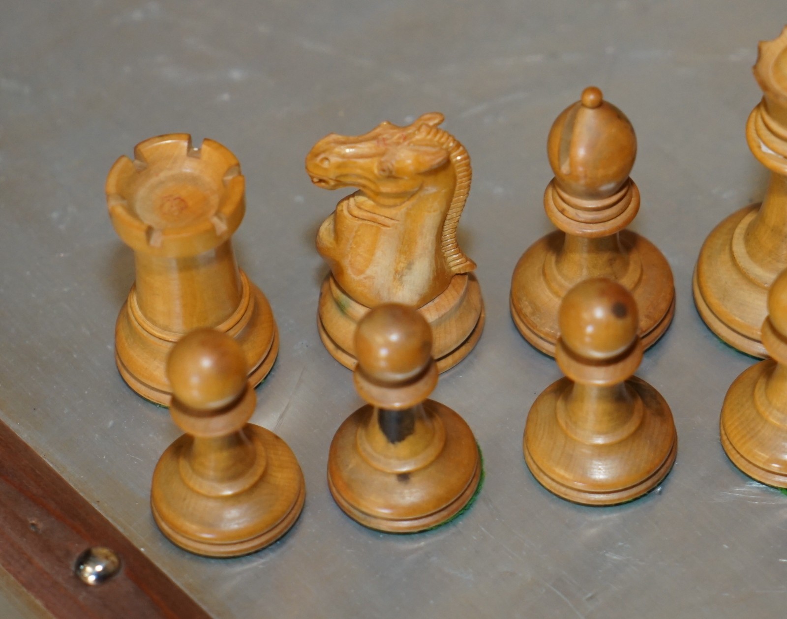 ANTIQUE-VICTORIAN-JACQUE-STAUNTON-CHESSMAN-STAMPED-CHESS-SET-IN-ORIGINAL-BOX-205812678116-12