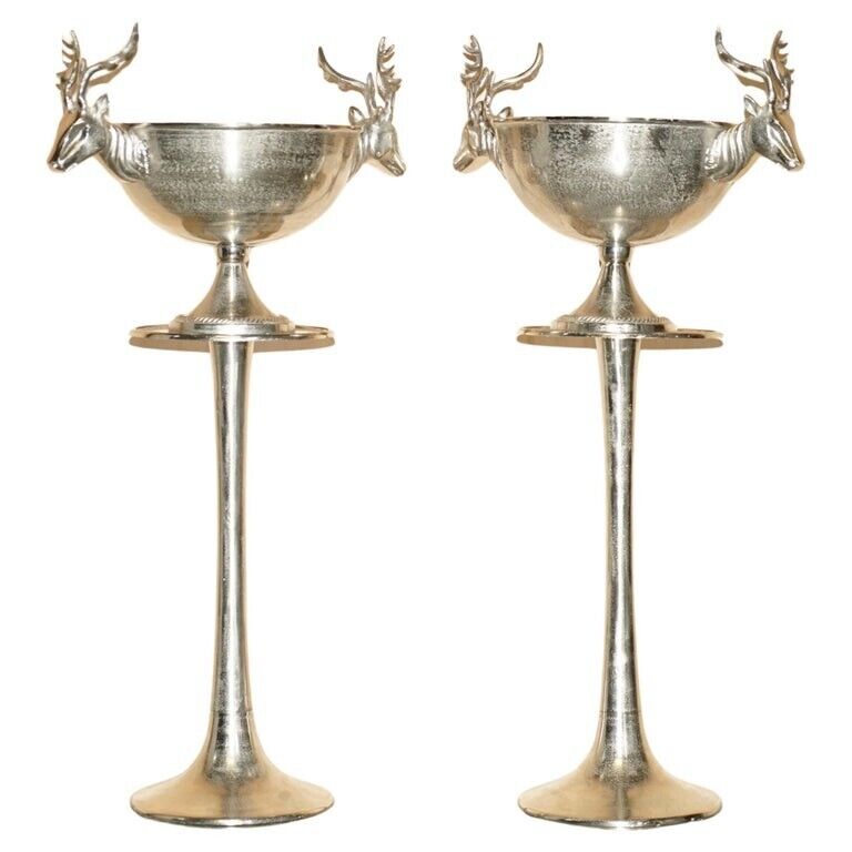PAIR OF EXQUISITE EXTRA LARGE 114.5CM TALL STAG CHAMPAGNE BUCKETS ON SIDE TABLES