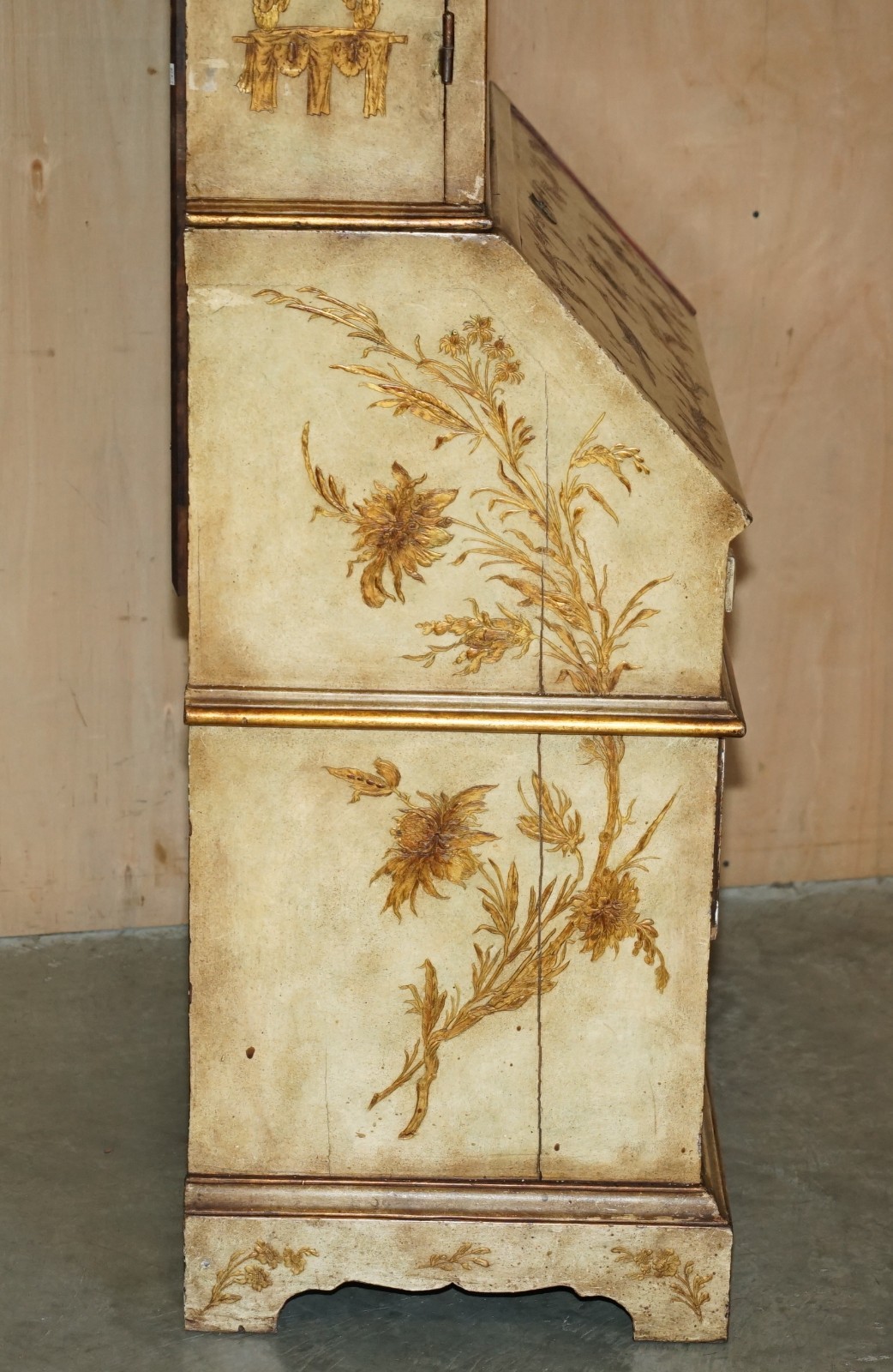 CIRCA-1900-VENETIAN-CHINOISERIE-DECORATED-PARCEL-GILT-BUREAU-BOOKCASE-DRAWERS-205812604857-12