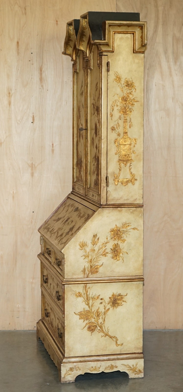 CIRCA-1900-VENETIAN-CHINOISERIE-DECORATED-PARCEL-GILT-BUREAU-BOOKCASE-DRAWERS-205812604857-14