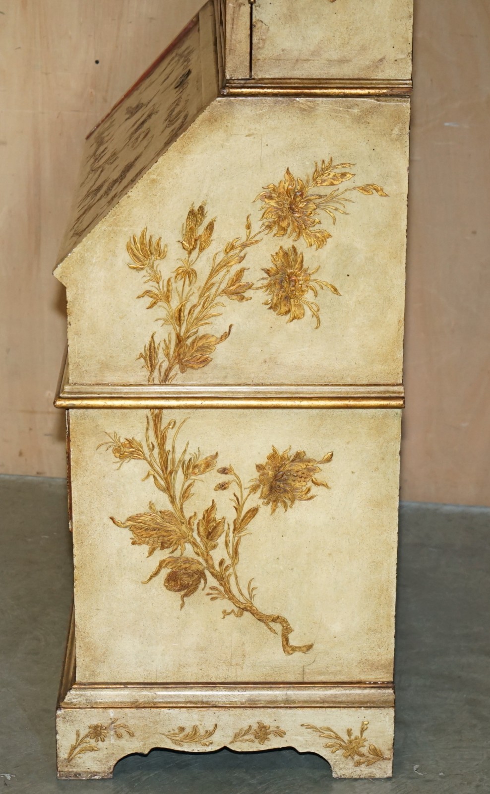 CIRCA-1900-VENETIAN-CHINOISERIE-DECORATED-PARCEL-GILT-BUREAU-BOOKCASE-DRAWERS-205812604857-16