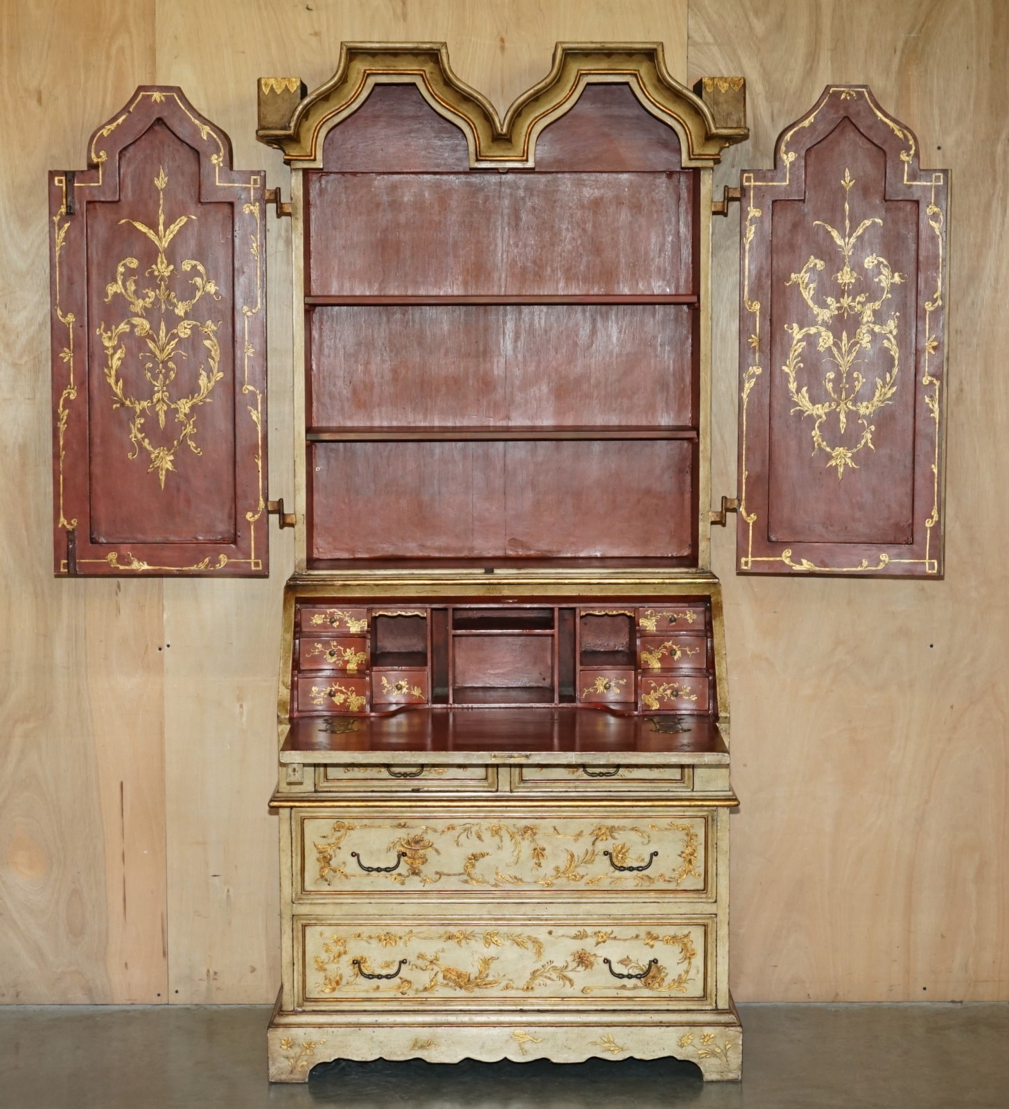CIRCA-1900-VENETIAN-CHINOISERIE-DECORATED-PARCEL-GILT-BUREAU-BOOKCASE-DRAWERS-205812604857-17