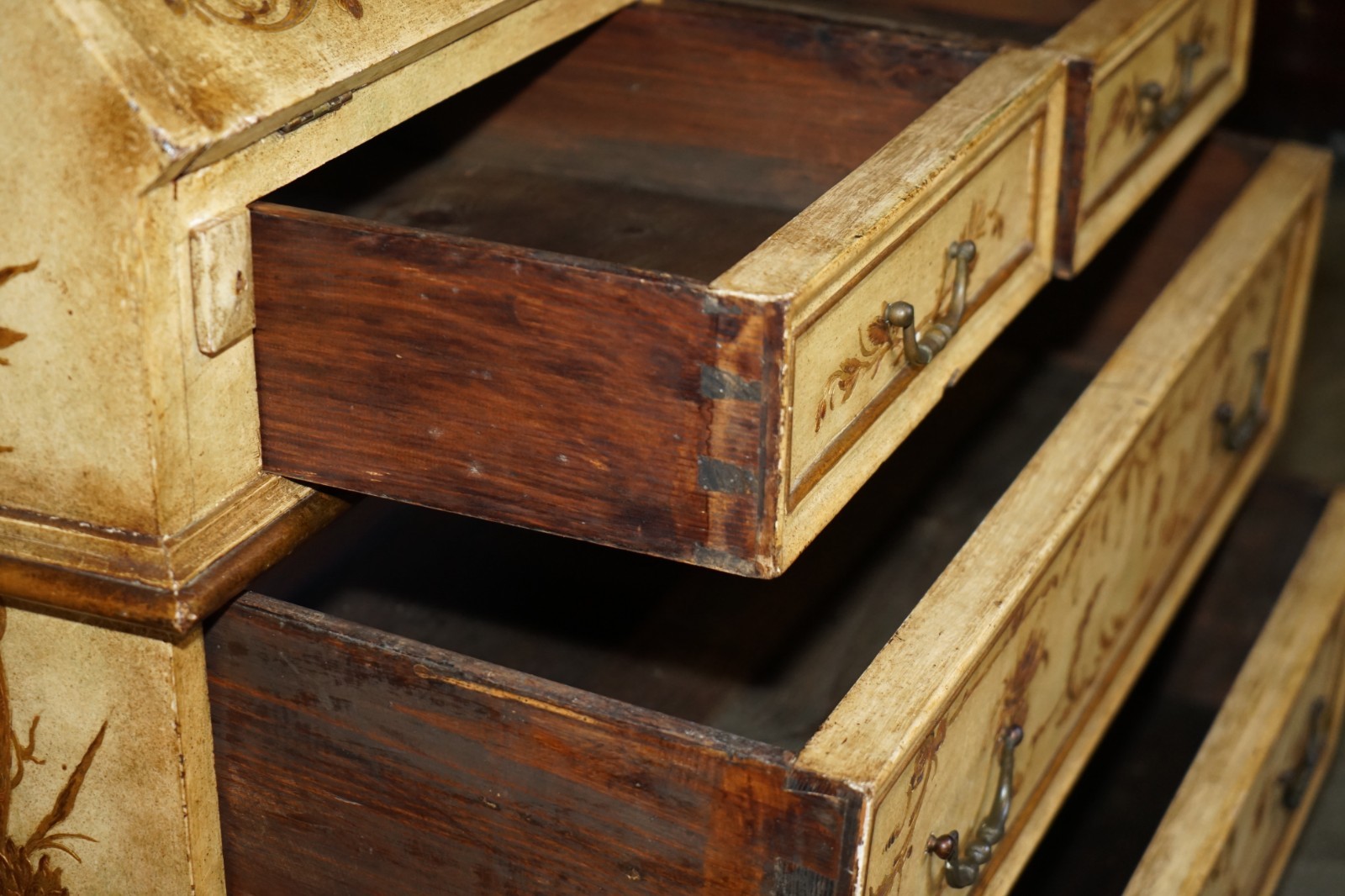 CIRCA-1900-VENETIAN-CHINOISERIE-DECORATED-PARCEL-GILT-BUREAU-BOOKCASE-DRAWERS-205812604857-24