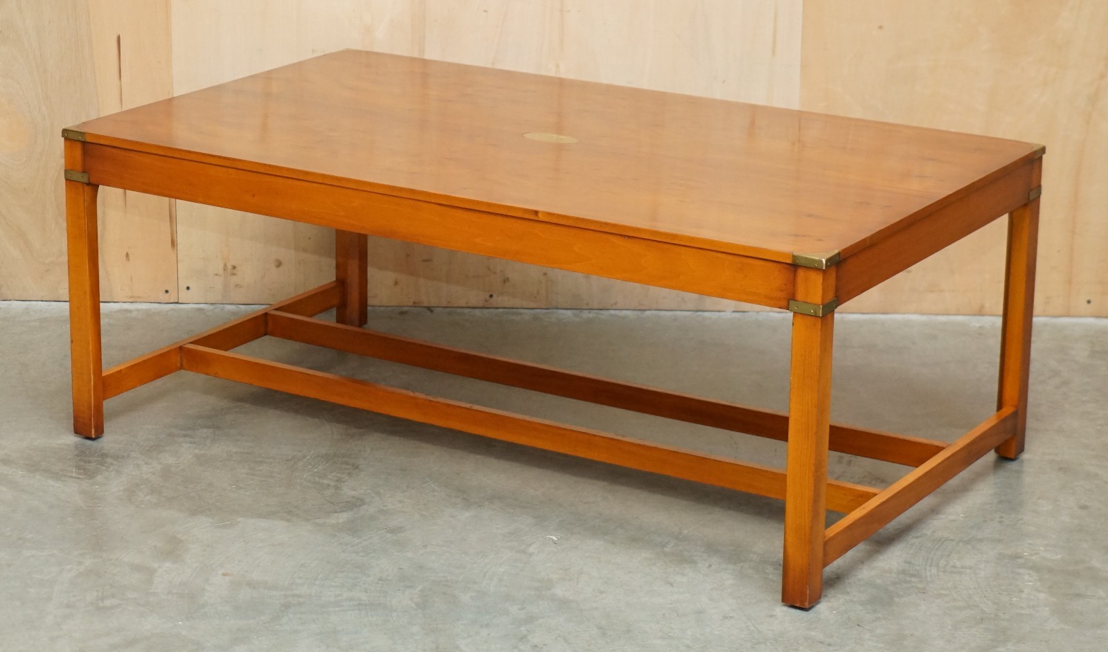 FULLY-RESTORED-FRENCH-POLISHED-HARRODS-KENNEDY-MILITARY-CAMPAIGN-COFFEE-TABLE-177526188277-2