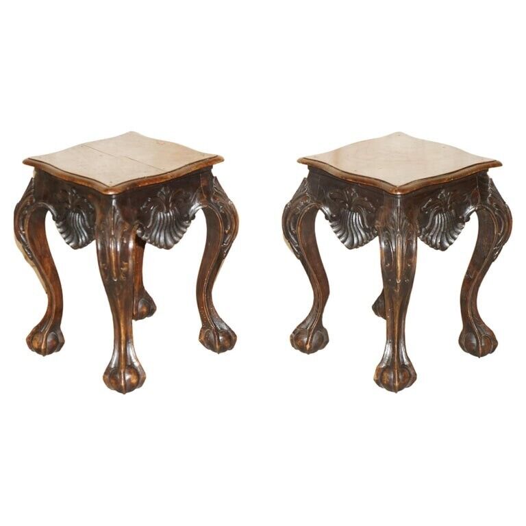 LOVELY PAIR OF ANTIQUE CIRCA 1900 HAND CARVED MAHOGANY CLAW & BALL SIDE TABLES
