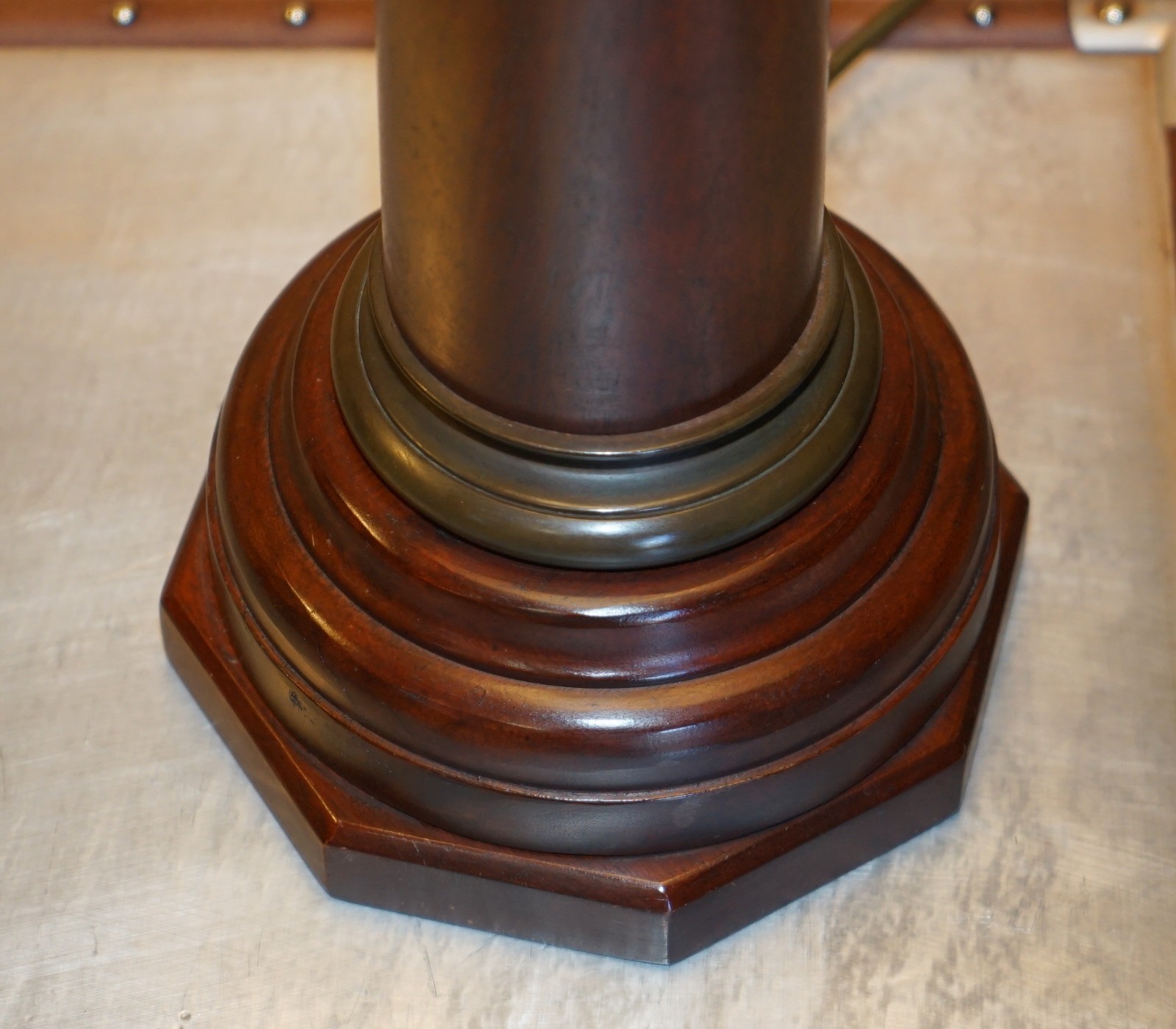 PAIR-OF-HUGE-95CM-GRAND-TOUR-STYLE-ROMAN-CORINTHIAN-PILLAR-BRASS-DESK-LAMPS-177529787127-12