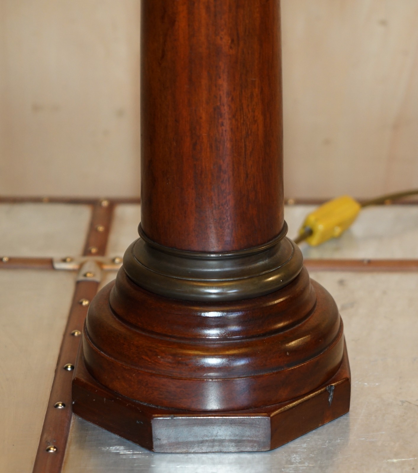 PAIR-OF-HUGE-95CM-GRAND-TOUR-STYLE-ROMAN-CORINTHIAN-PILLAR-BRASS-DESK-LAMPS-177529787127-19