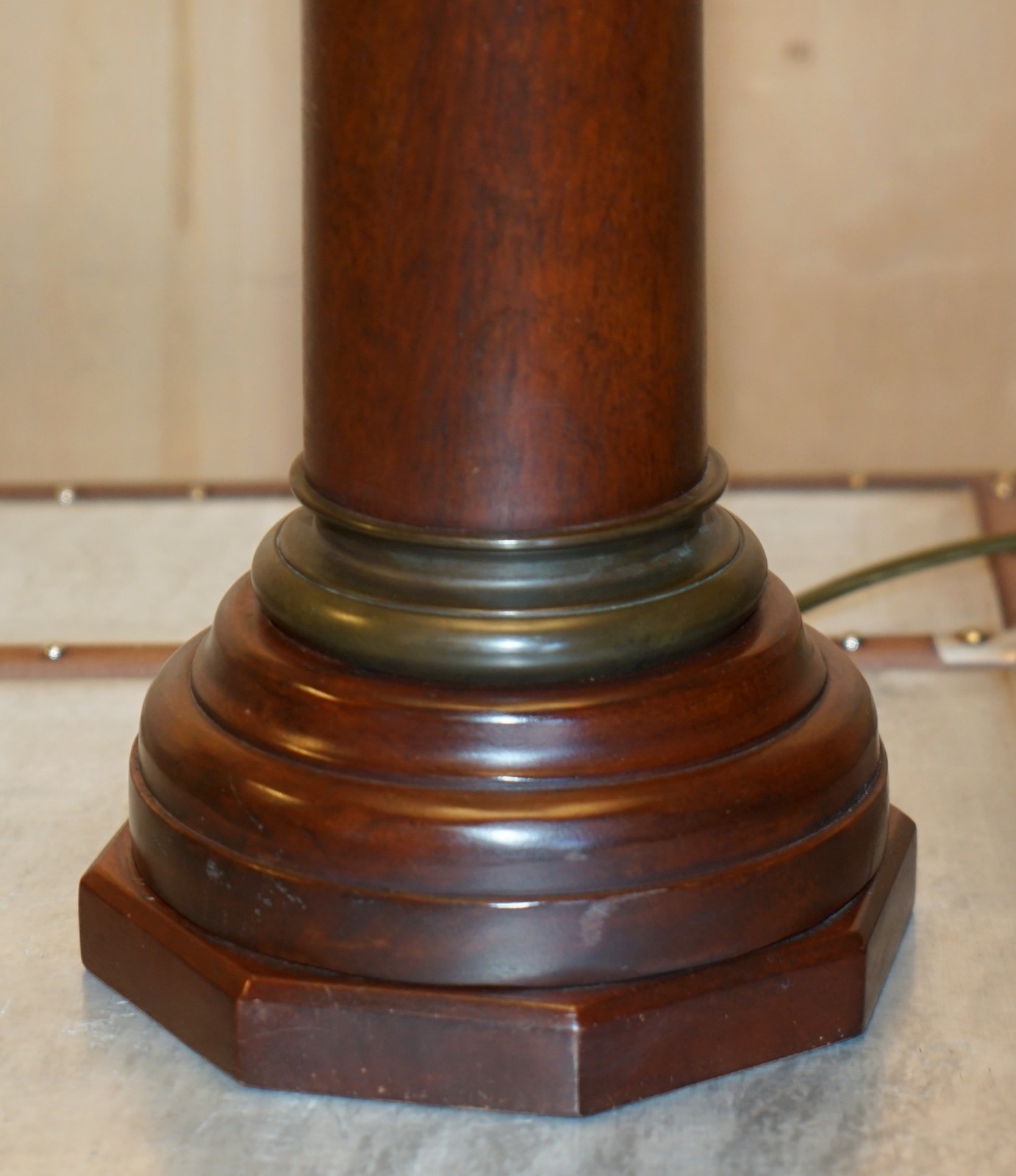 PAIR-OF-HUGE-95CM-GRAND-TOUR-STYLE-ROMAN-CORINTHIAN-PILLAR-BRASS-DESK-LAMPS-177529787127-7