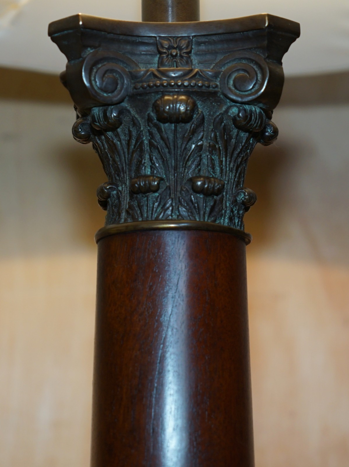 PAIR-OF-HUGE-95CM-GRAND-TOUR-STYLE-ROMAN-CORINTHIAN-PILLAR-BRASS-DESK-LAMPS-177529787127-9